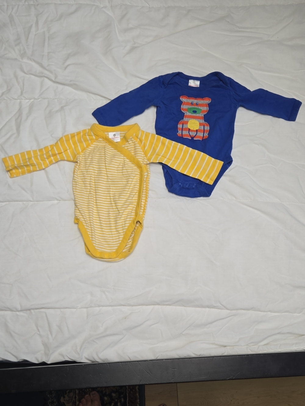 Hanna Andersson Yellow Striped & Blue Bear Applique Onesies